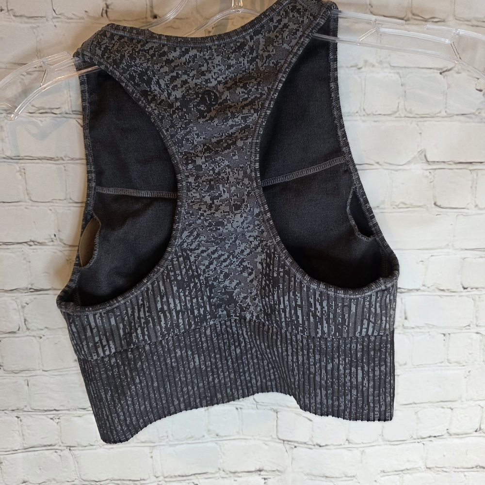 Lululemon Ebb to Train Bra Medium Support, C/D Cup - Pattern Mixing Black / Rhin - Picture 4 of 5